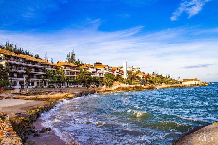 Rock Water Bay Resort & Spa