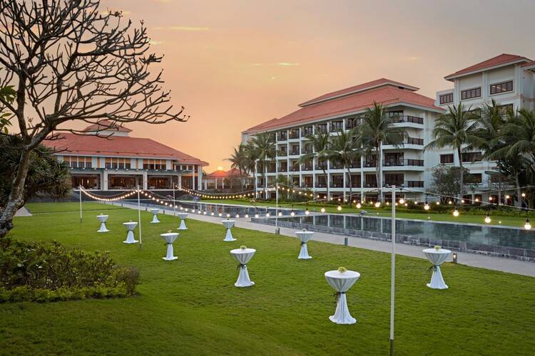 Pullman Danang Beach Resort (Ex. Lifestyle Resort)