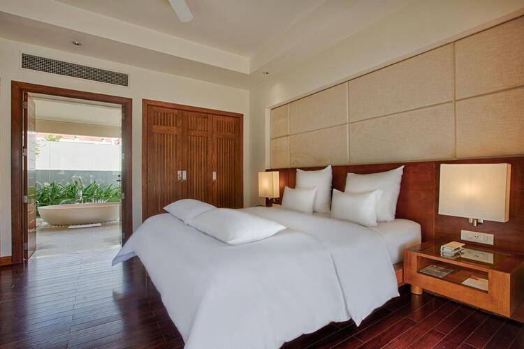 Pullman Danang Beach Resort (Ex. Lifestyle Resort)