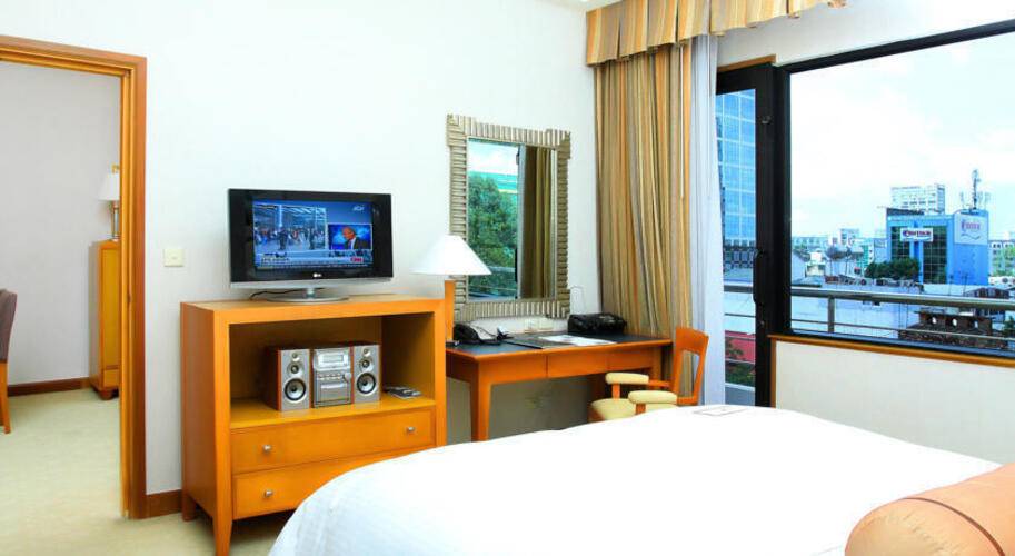Caravelle Hotel