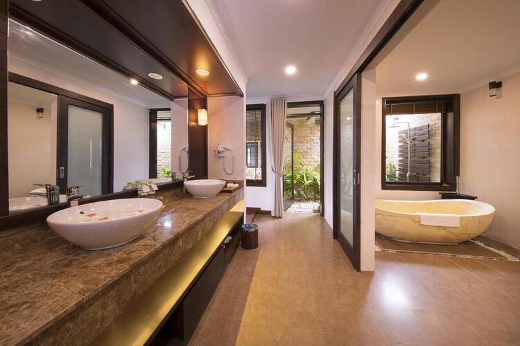 Mer Perle Hon Tam Resort (Ex. Best Western Resort & Residences)
