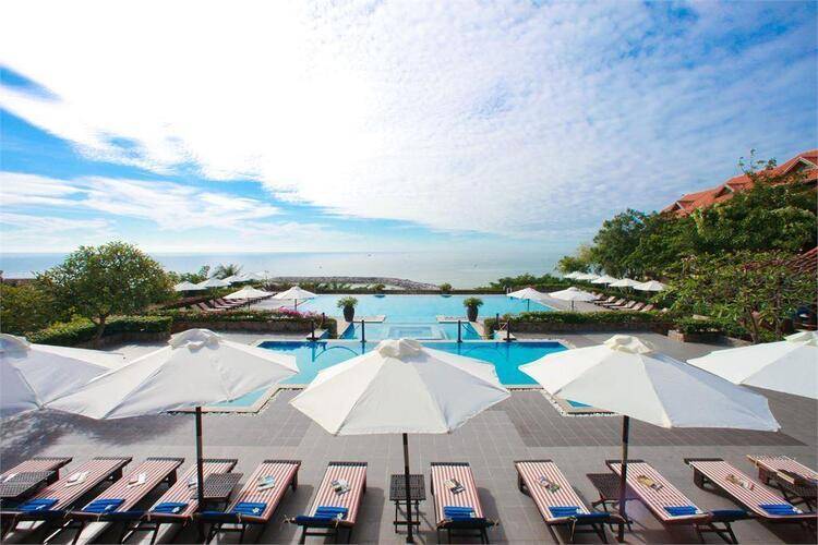 Romana Resort & Spa