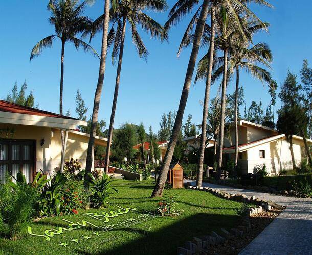 Centara Sandy Beach Resort Danang (Ex.Sandy Beach Resort)
