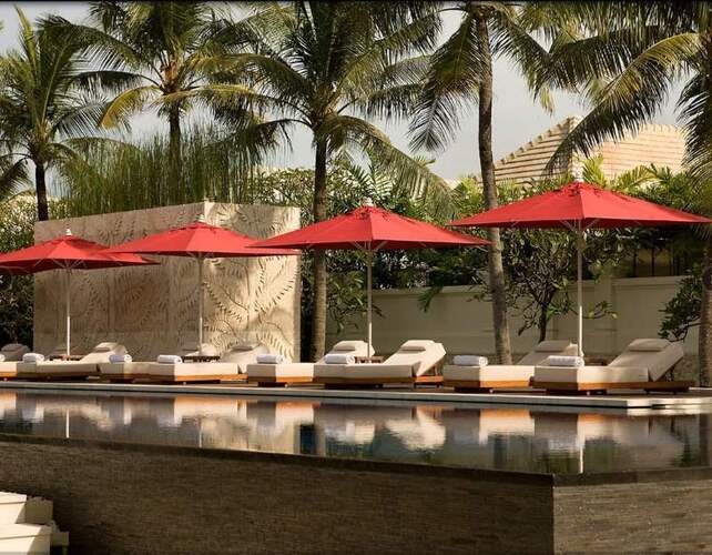 The Royal Santrian Villas