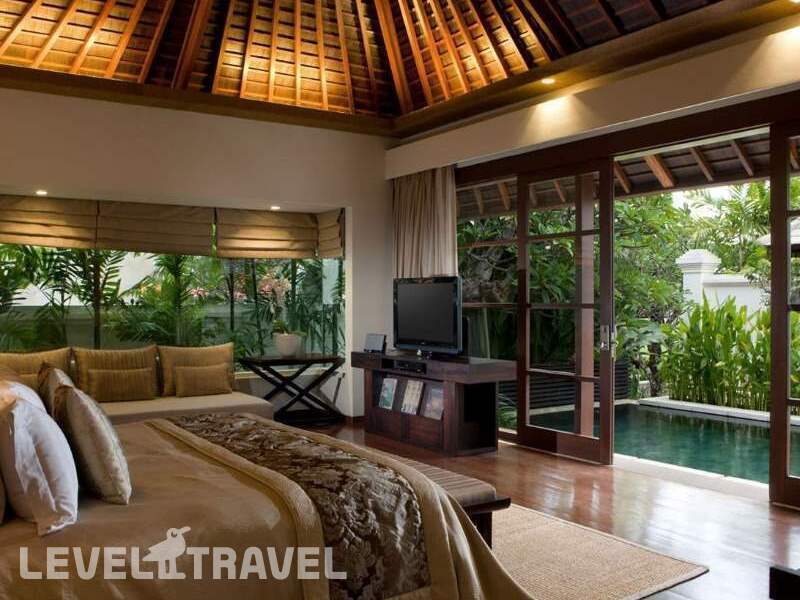 Фотография The Royal Santrian Villas