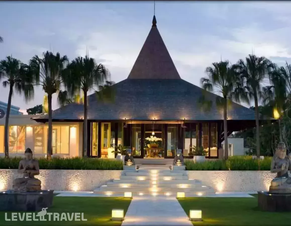 The Royal Santrian Villas