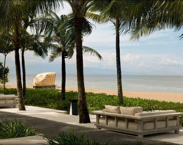 The Royal Santrian Villas