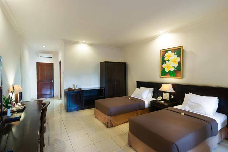 Champlung Sari Hotel