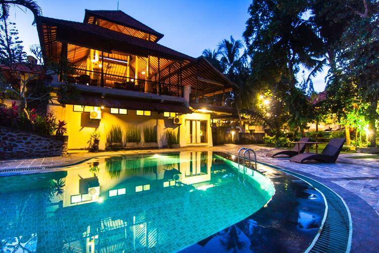 Champlung Sari Hotel
