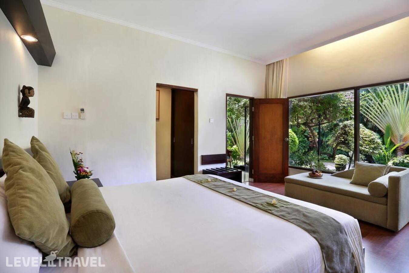 фотографии отеля Respati Beach Hotel в Индонезия(Санур) - фото №33