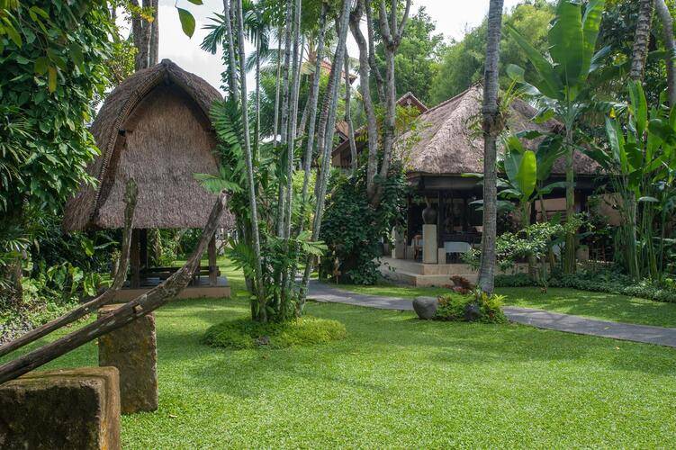 Komaneka At Monkey Forest