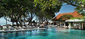 Puri Santrian Hotel