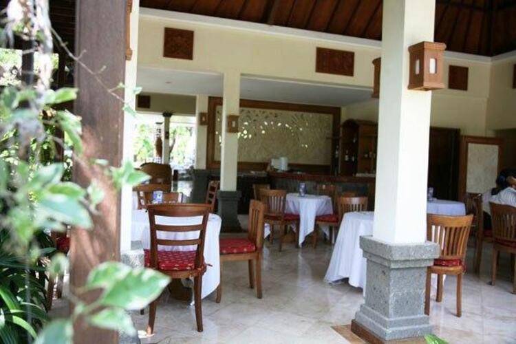 Parigata Villas Resorts