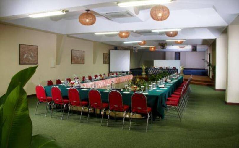 Inna Putri Bali Hotel Cottages & Spa