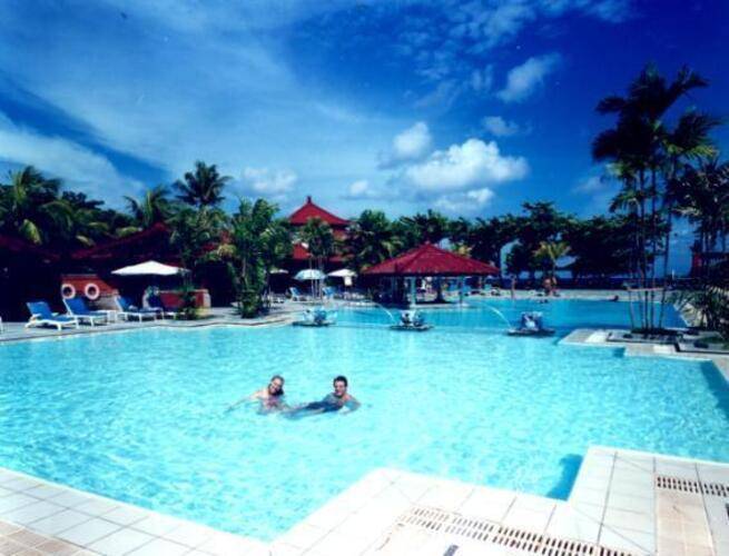 Inna Putri Bali Hotel Cottages & Spa
