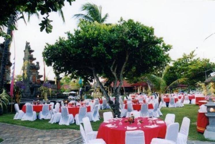 Inna Putri Bali Hotel Cottages & Spa
