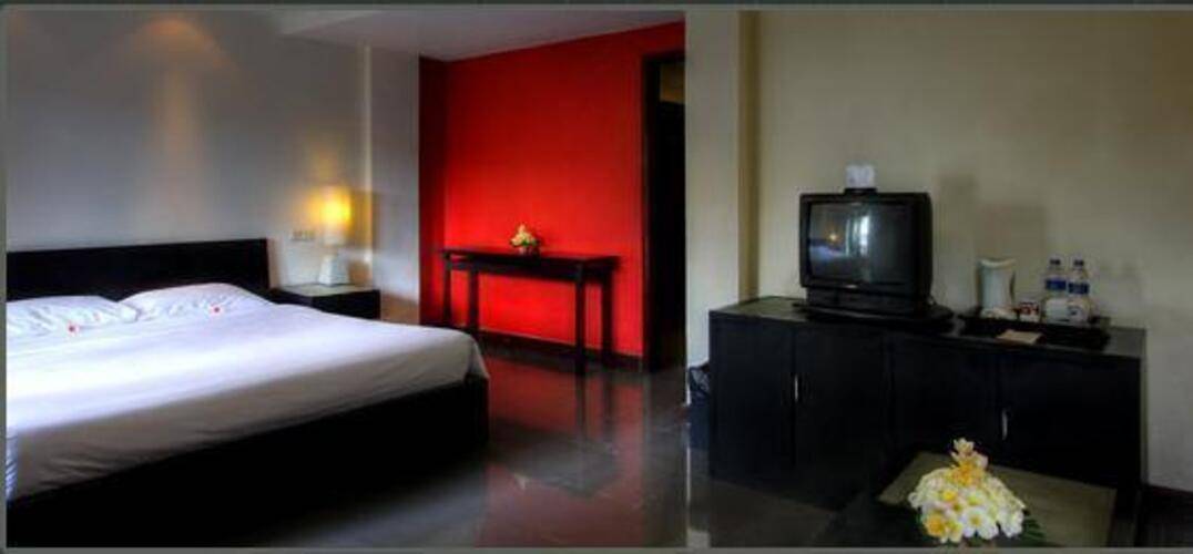 Casa Padma Hotel & Suites