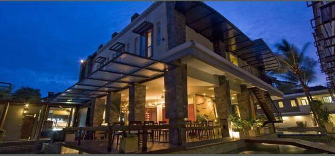Casa Padma Hotel & Suites