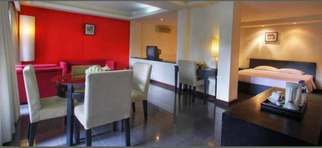 Casa Padma Hotel & Suites