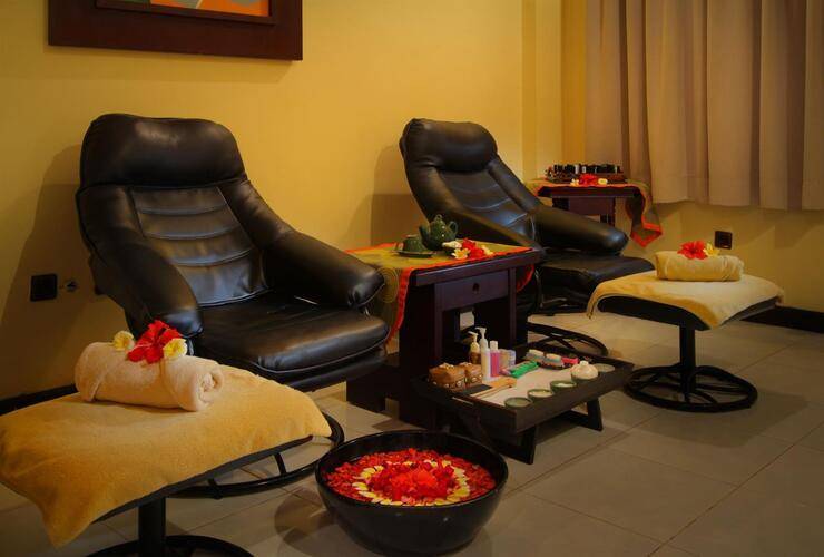 Adhi Dharma Hotel