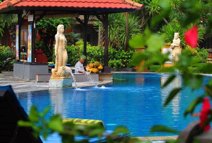 Adhi Dharma Hotel