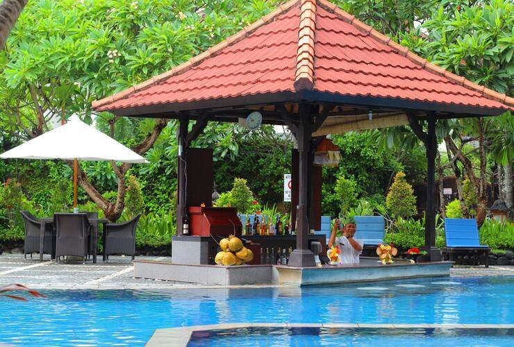 Adhi Dharma Hotel