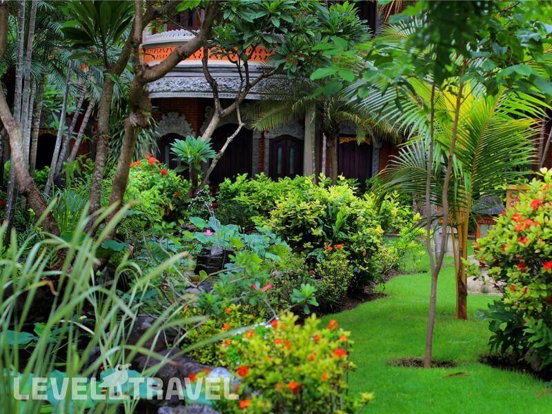 Фотография Adhi Dharma Hotel