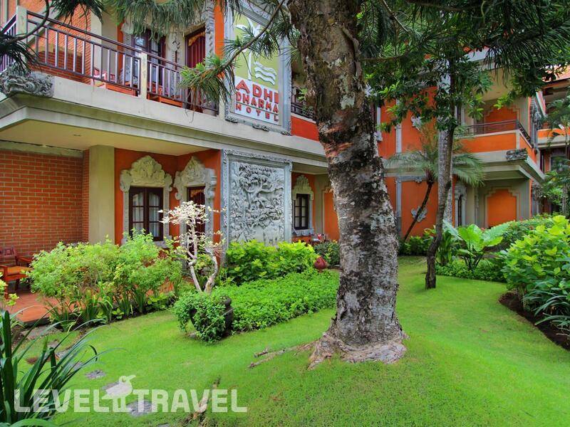 Фотография Adhi Dharma Hotel