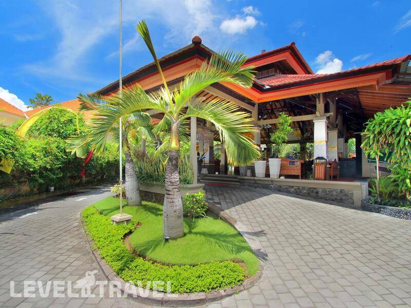 Фотография Adhi Dharma Hotel