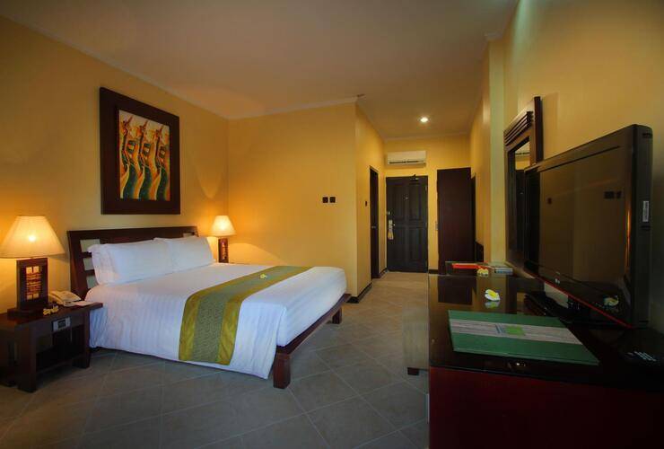 Adhi Dharma Hotel