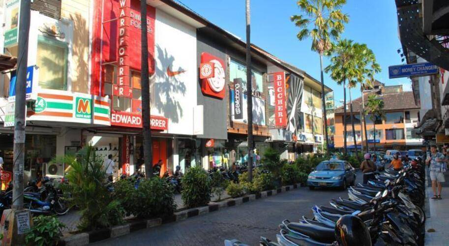 Legian Paradiso Hotel