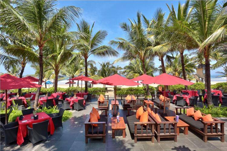 Legian Beach Hotel