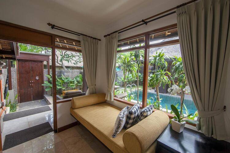 Legian Beach Hotel
