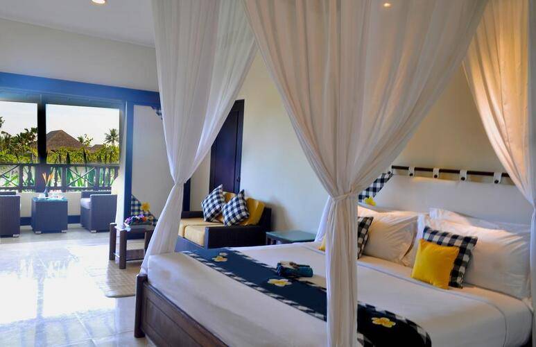 Legian Beach Hotel