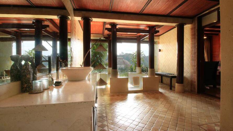 Kupu Kupu Barong Villas & Tree Spa