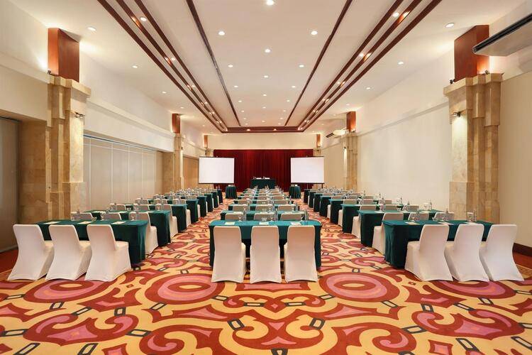 Discovery Kartika Plaza Hotel