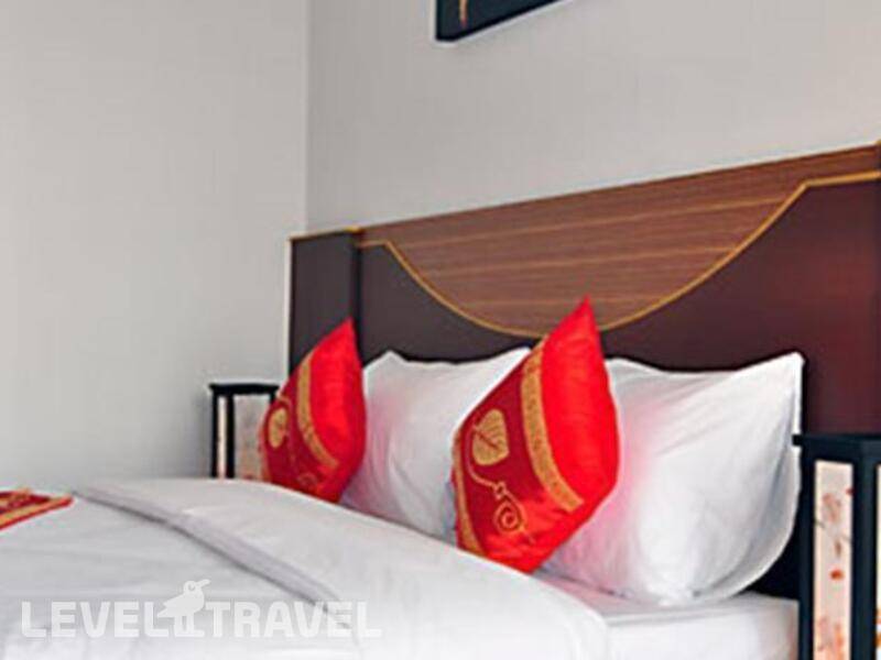Фотография Issara Patong Beach (Ex. Sharaya Boutique Hotel)