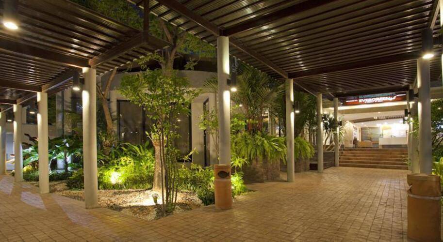 Areca Lodge Hotel