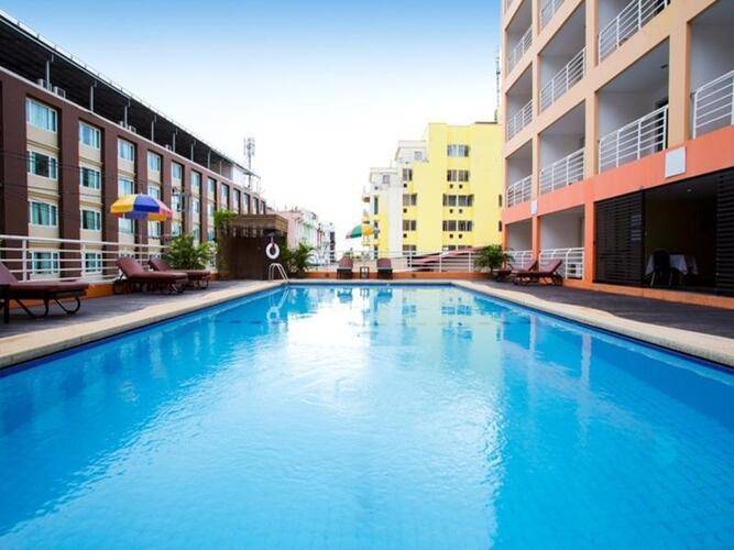 Eastiny Plaza Hotel