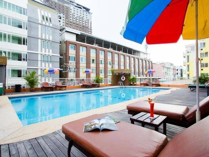 Eastiny Plaza Hotel