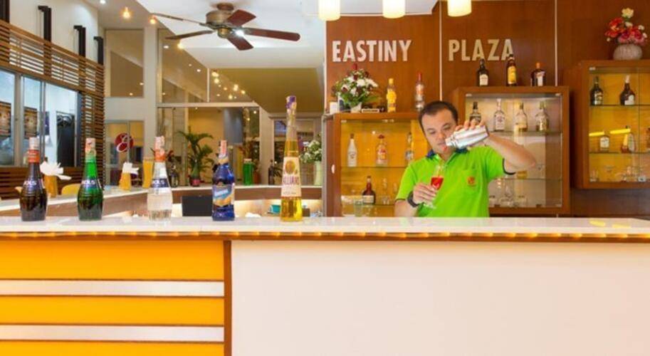 Eastiny Plaza Hotel