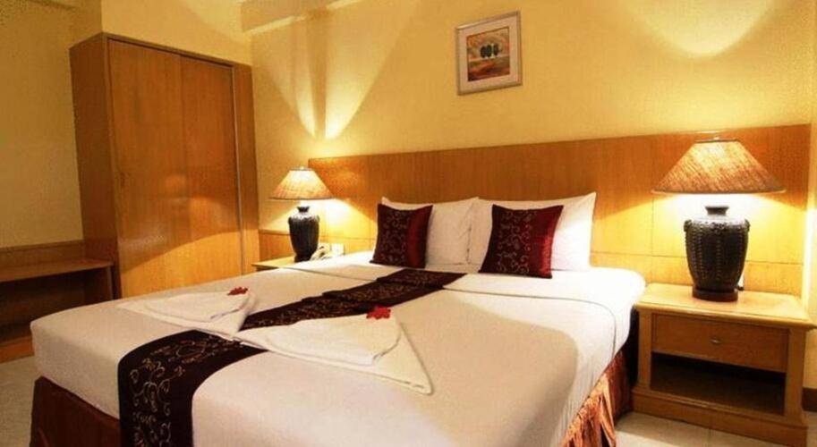 Eastiny Inn Hotel