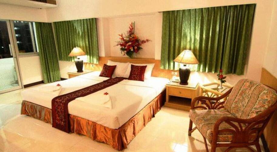 Eastiny Inn Hotel