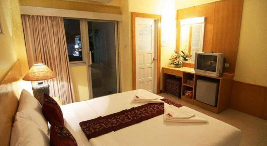 Eastiny Inn Hotel