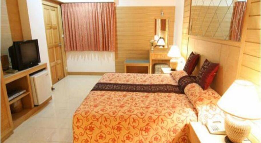 Eastiny Inn Hotel