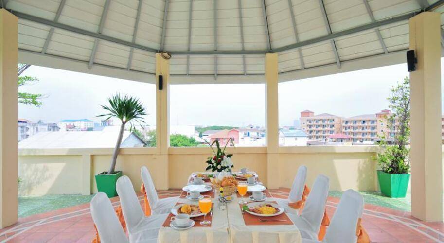 Shrigo Resort Pattaya (Ex. Vits Gazebo Resort)