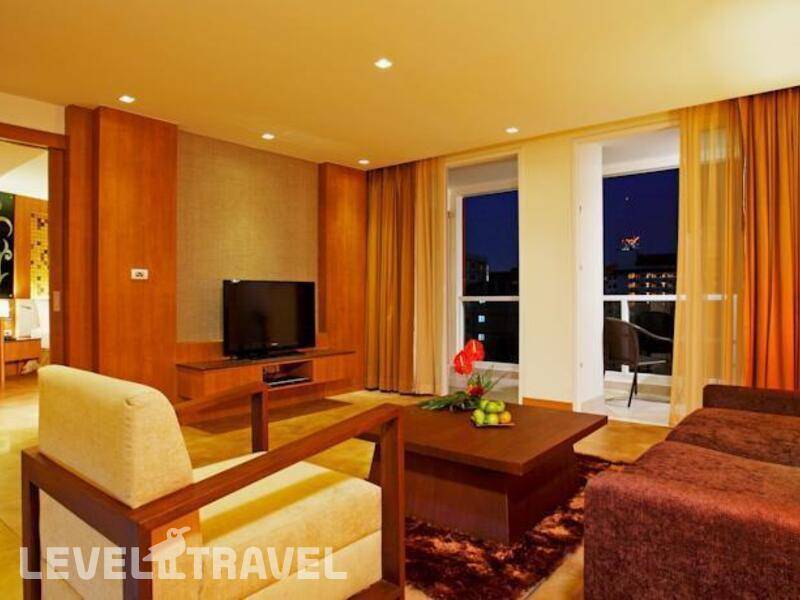 Фотография Centara Nova Hotel Pattaya