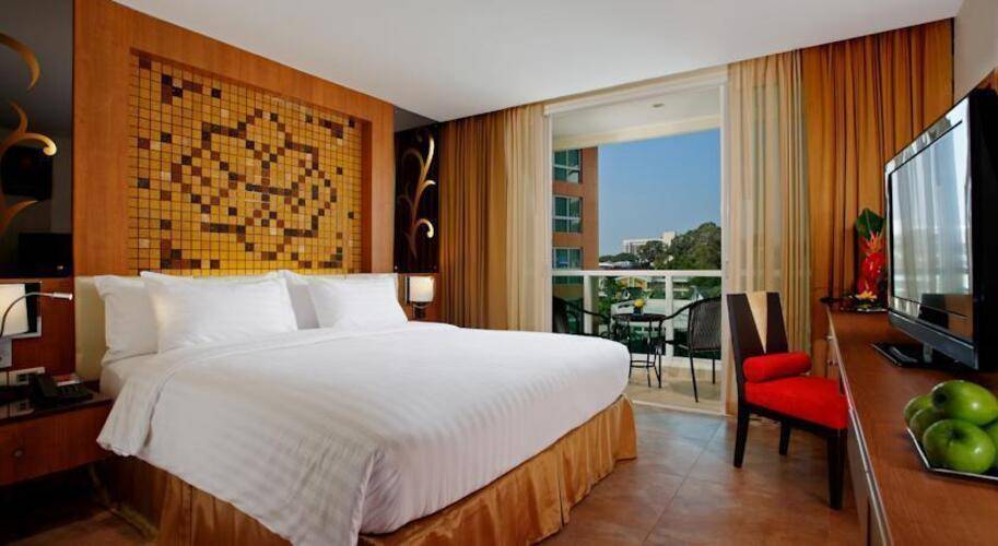 Centara Nova Hotel Pattaya