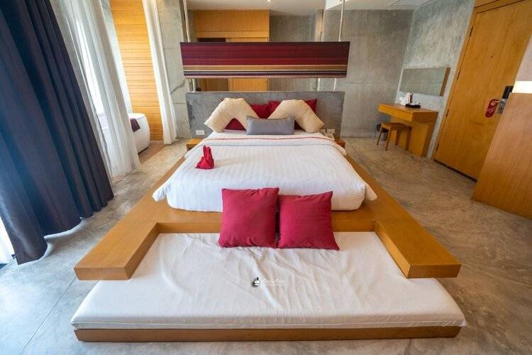 The Now Hotel