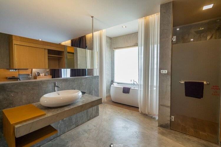 The Now Hotel